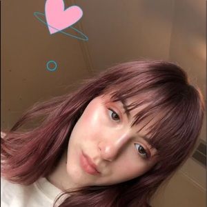 Meet your Posher, Crystal